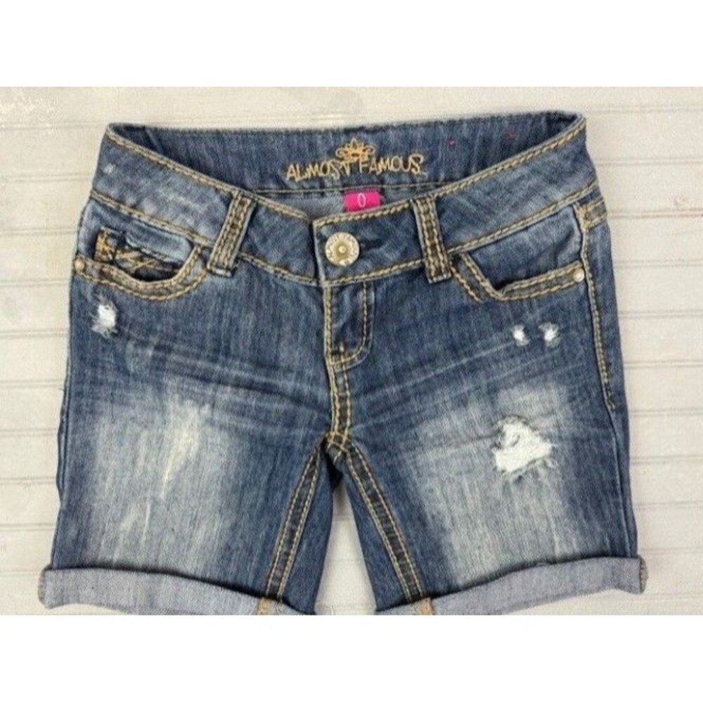 Almost Famous Size 0 Womens Shorts Cut Off Rolled Cuff Low Rise Distress Stretch